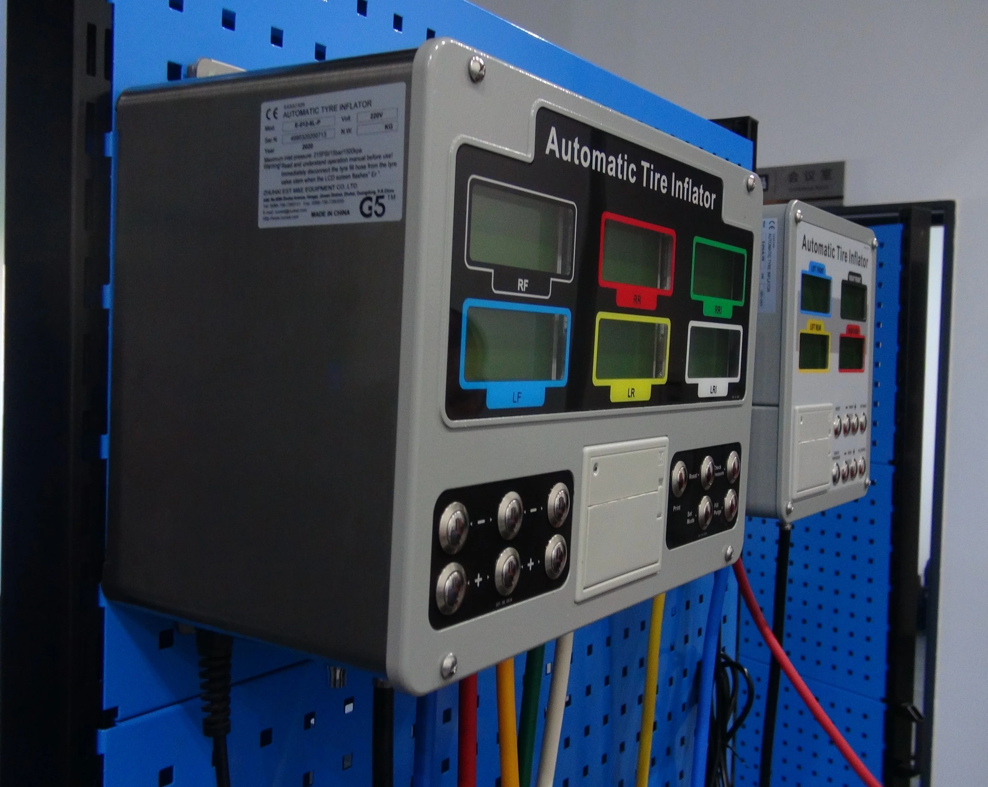 G5 Truck Tires Air Inflator Gauge 6 Tyres Truck Automatic Air Inflators Wall Mounted Digital Electric Tire Inflator