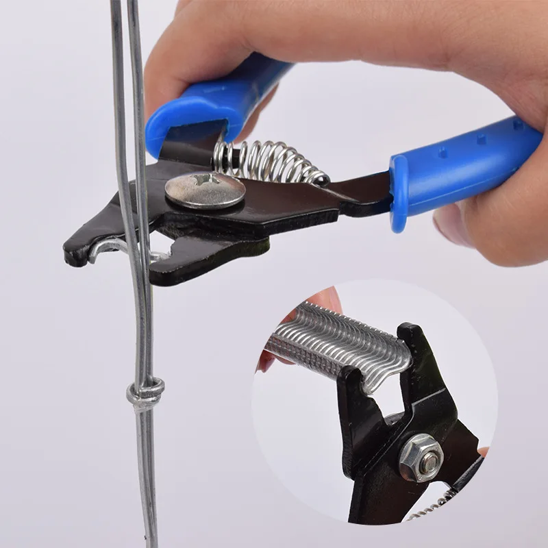 M Clips of rabbit cage  Nail Pliers