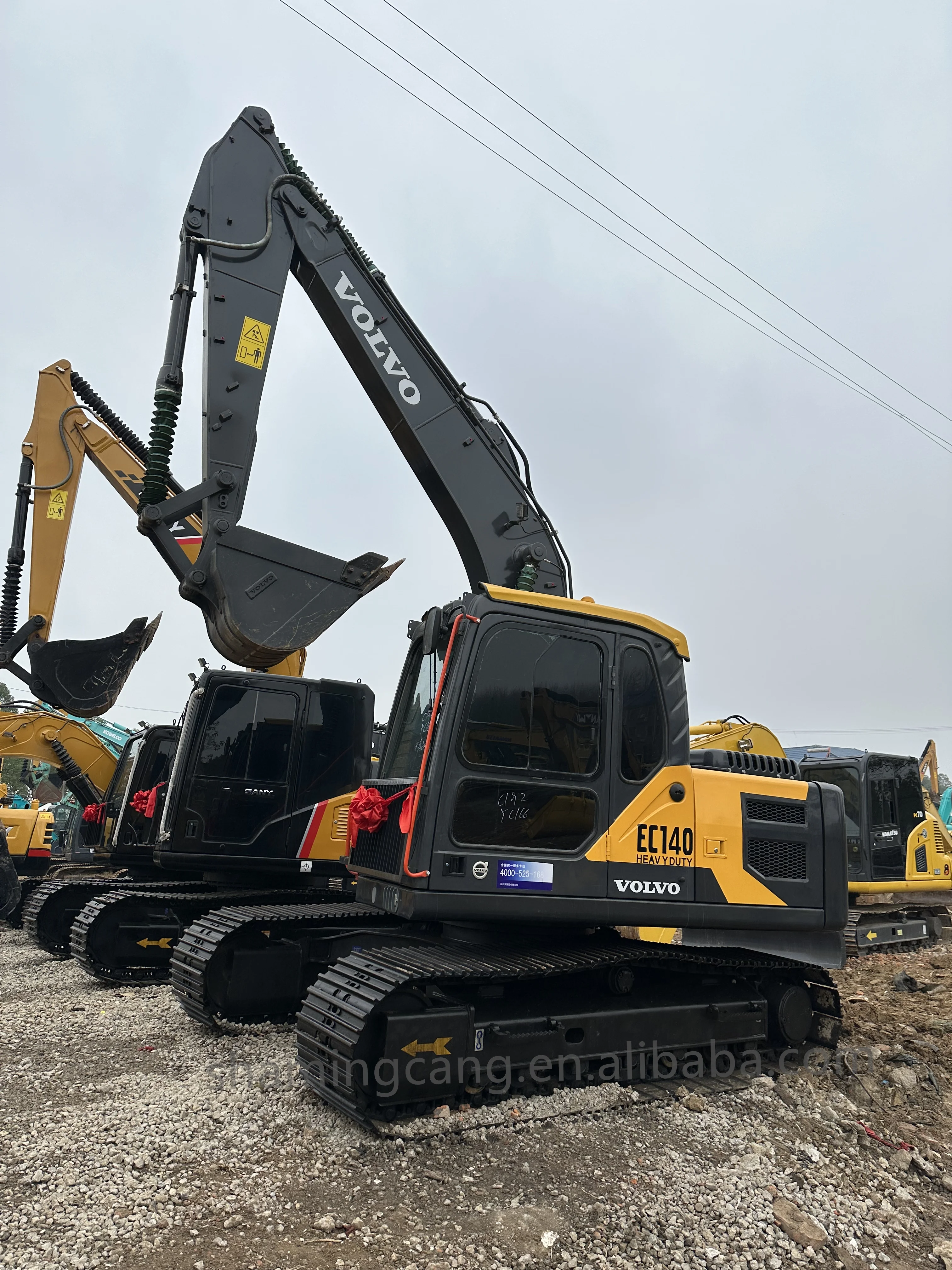 Оригинальный 14-тонный гидравлический землеройный экскаватор VOLVO EC140 для продажи