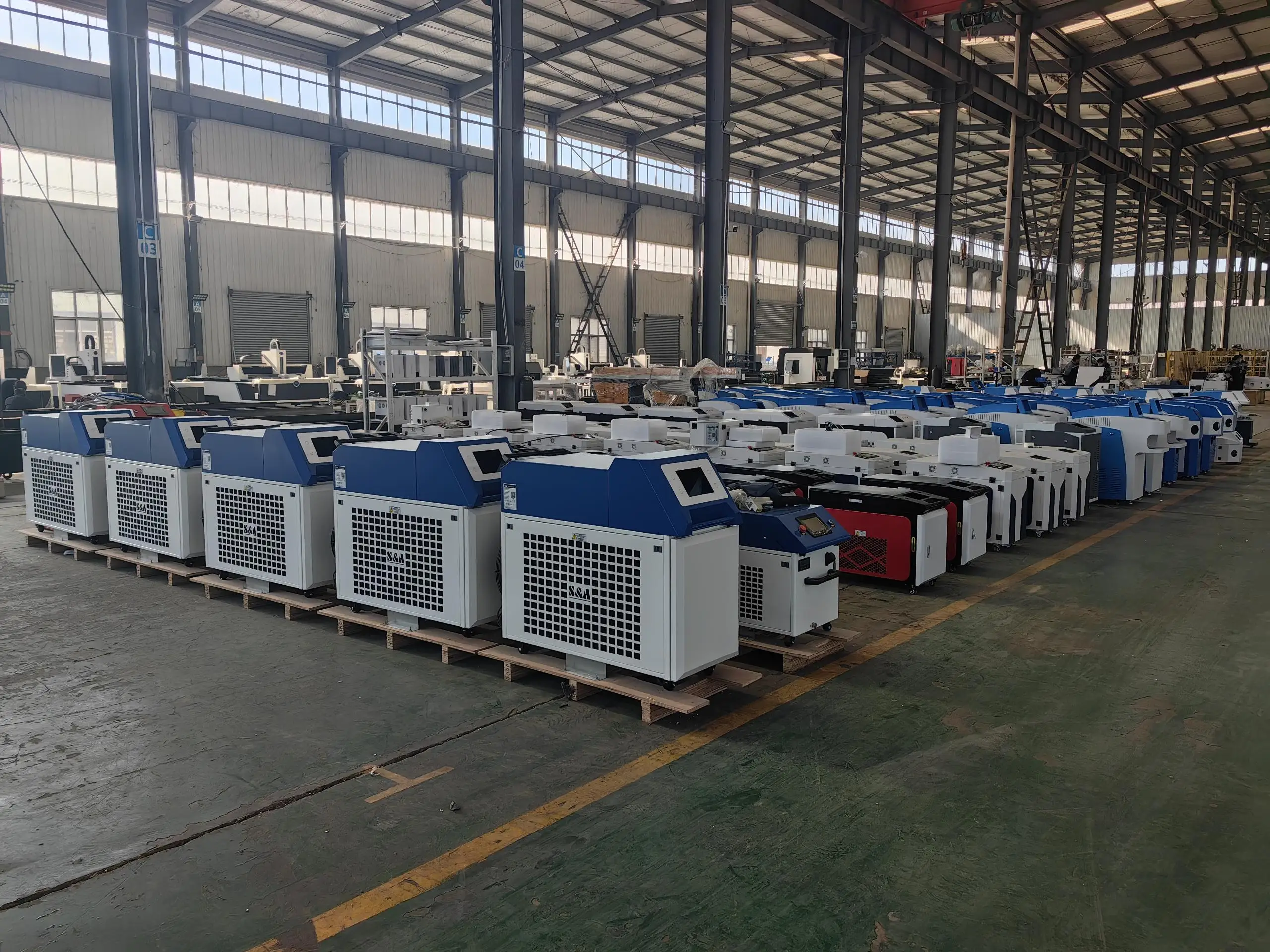 2024 Hot Sales Pulsed Laser Cleaner 3000 / Pulsed Laser Car Cleaning / Small Laser Rust Removal Machine