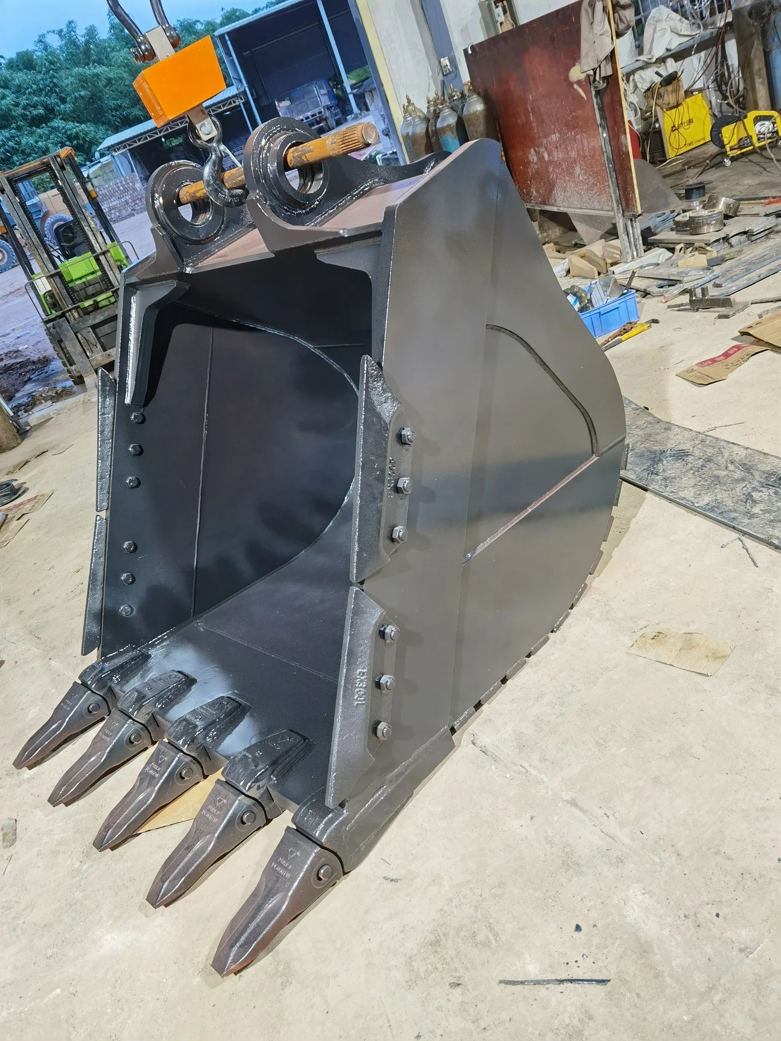  Ковш для экскаватора кошки 349D с 2 6 квадратными зубьями алмазным