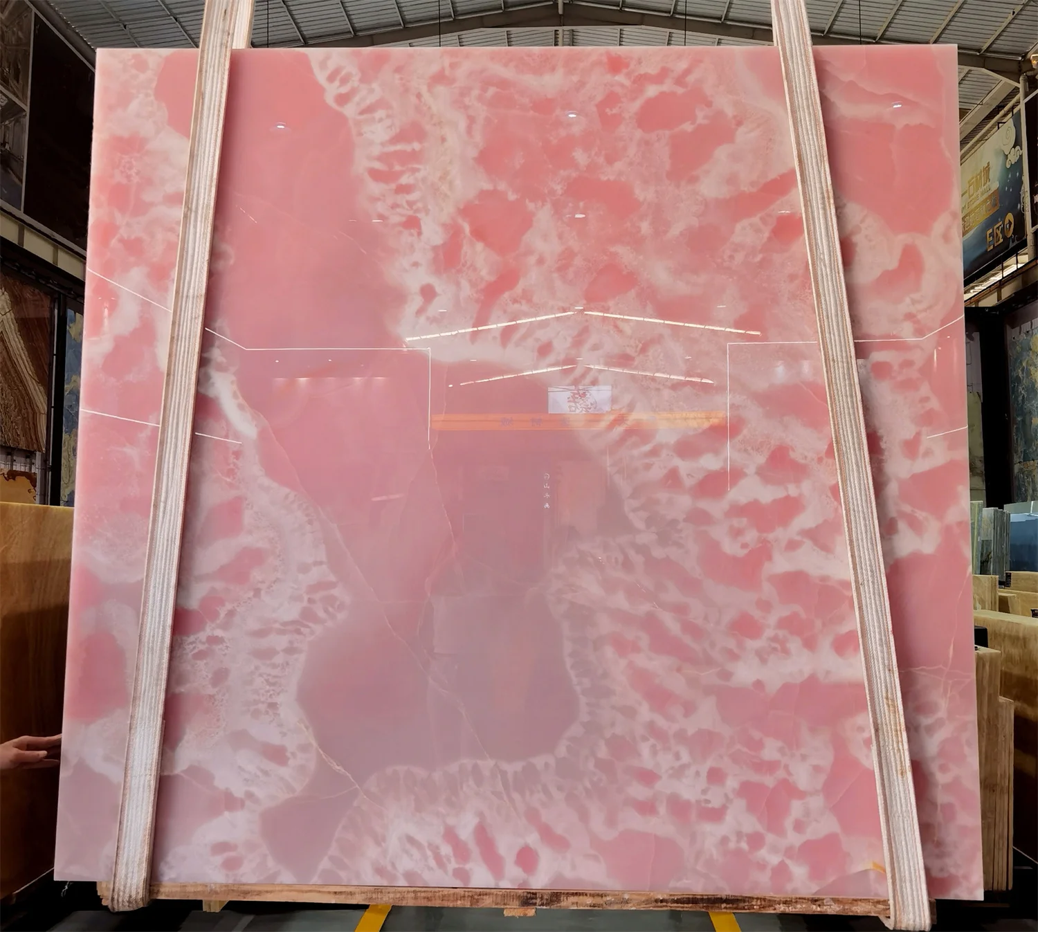 Wholesale Premium Quality Backlit MGT Pink Onyx Marble Slab For Wall Panel Decoration