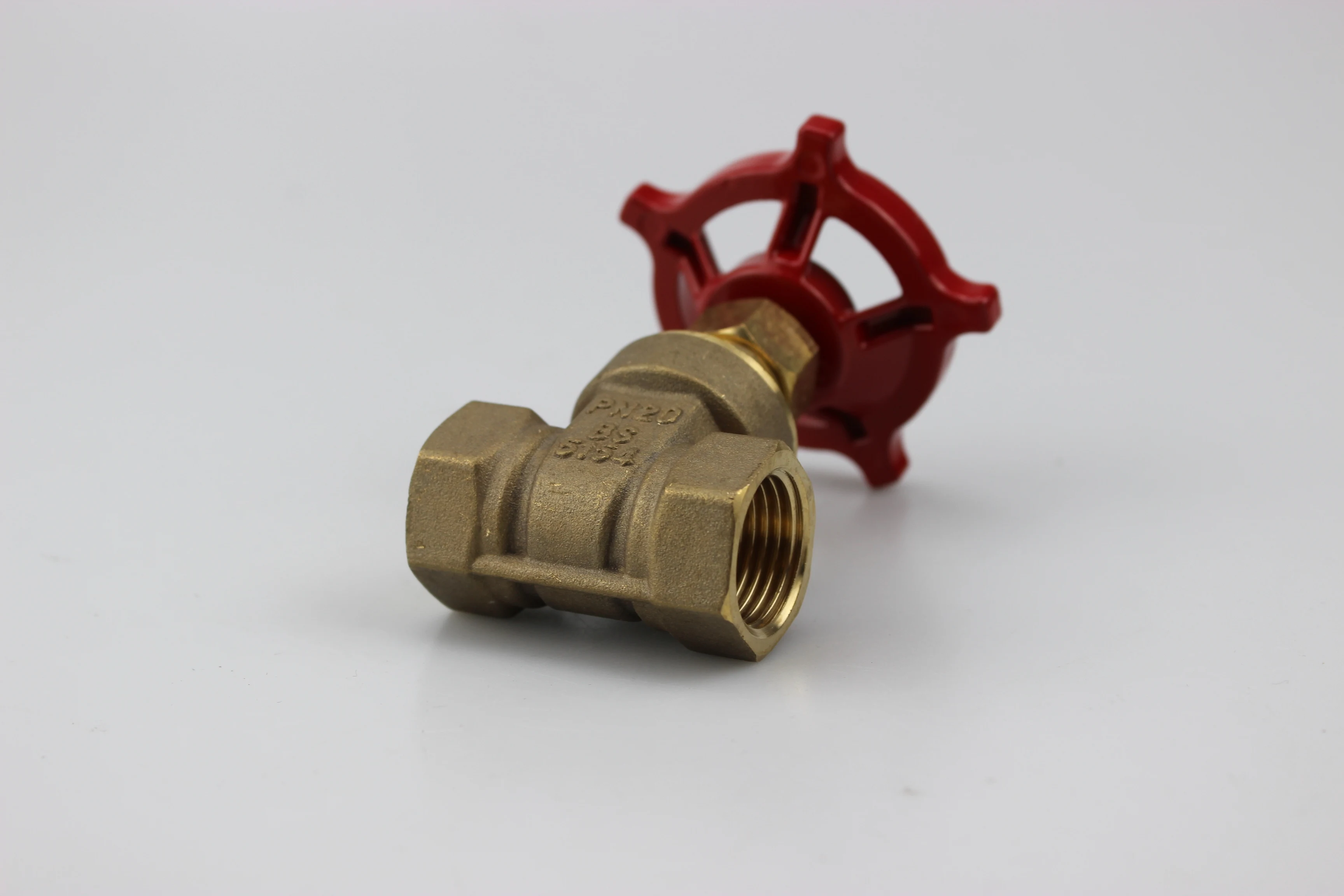Yuhuan Manufacturer Forged Hpb-57-3 Brass  Gate Valve PN16 Brass Valve with BSP thread