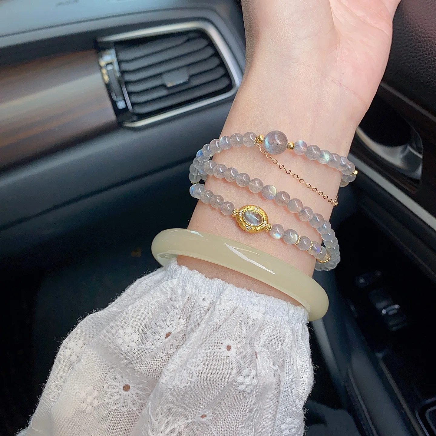 GT Hot Sale Popular Simple Lucky Bangle Bracelet White Jade Bracelet for Women and girl
