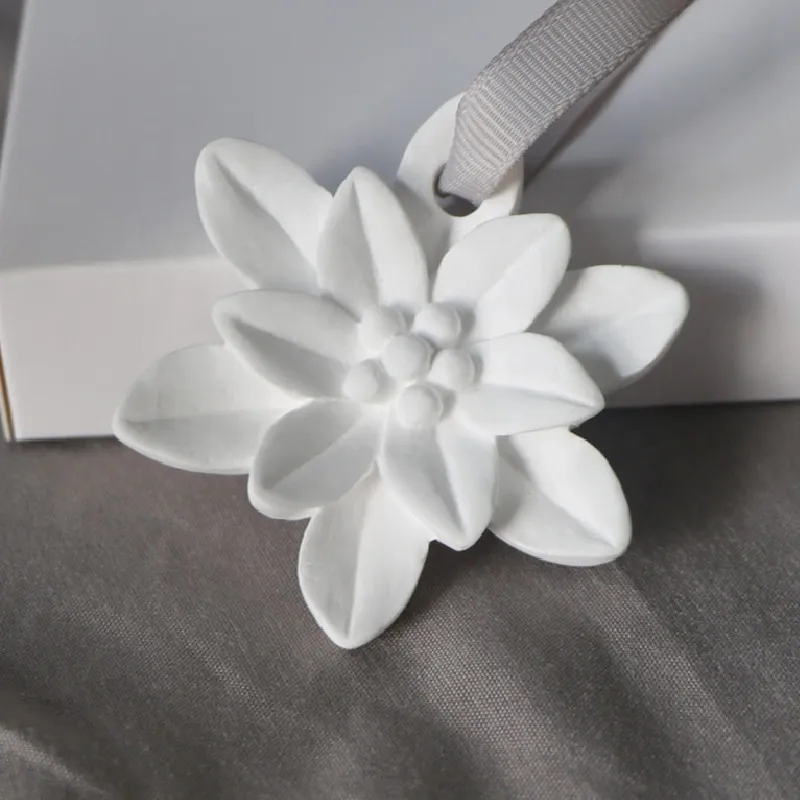 White lotus flower interior decoration ceramic accessories