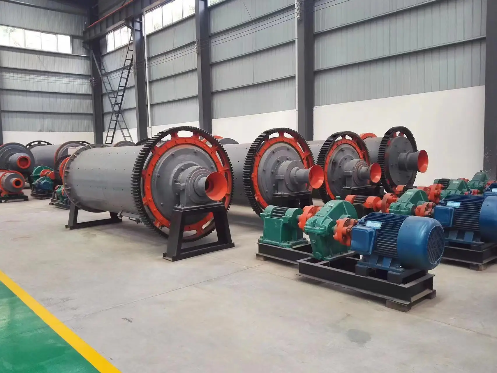 Quartz Limestone Industrial Gold Ore Mining Ball Mill Grinding Machine For Sale