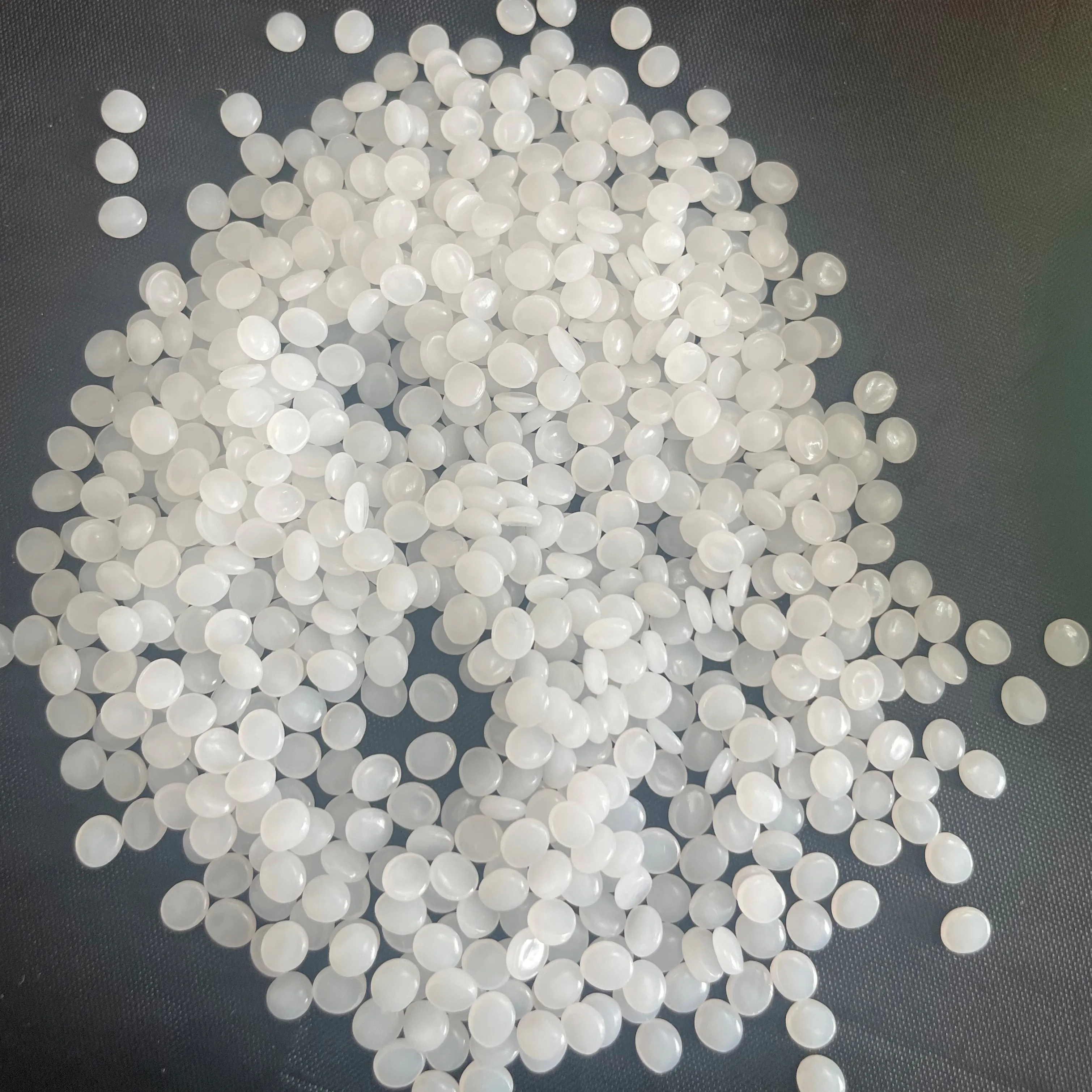 HDPE YGH041 YEM4902 High Density 0.949 Polyethylene Resin Raw Material Virgin HDPE PE100 Granules for Pipe