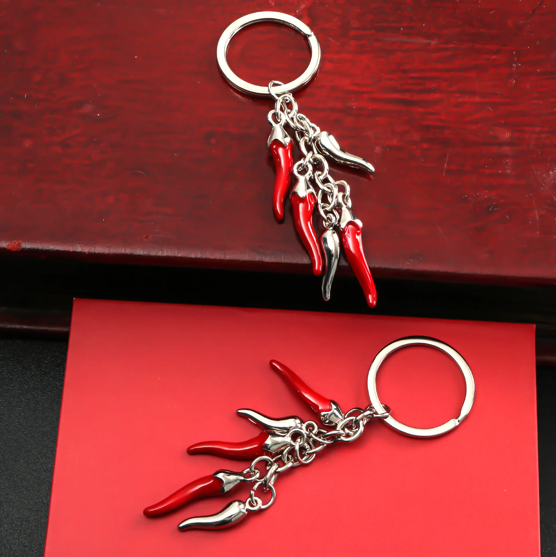 Hotsale 5 Charms Red Pepper Mexico Columbia Philippine Hot Peppers Keyring Keychain