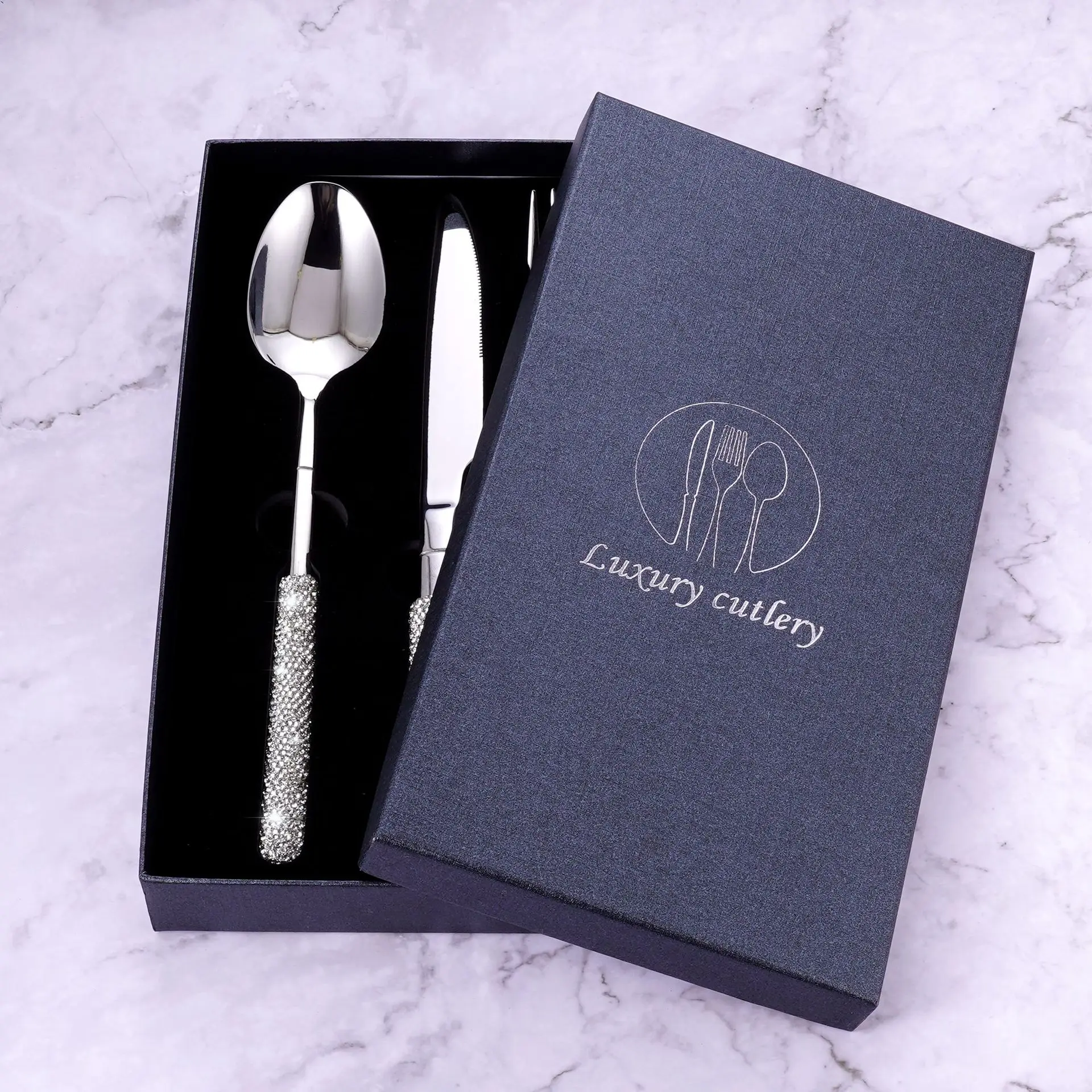 Luxury Diamond Stainless Steel Spoon and Fork Set Bling Rhinestone Flatware Sets Gold Cutlery Set for Wedding