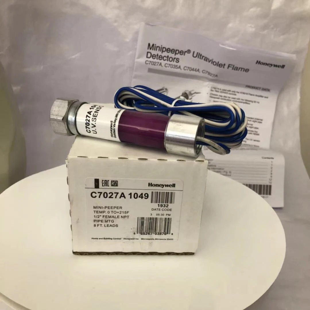 High Quality C7027 Series C7027A1049 Burner Flame Detector Flame Sensor Have In Stock