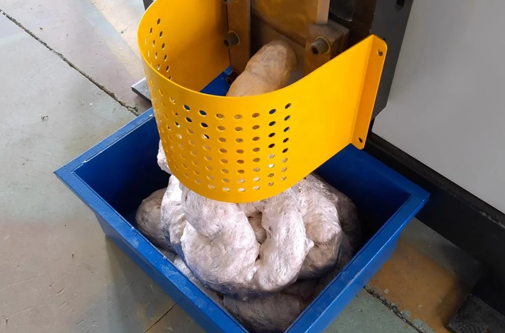 Reliable Polystyrene hot melting machine densified microsilica