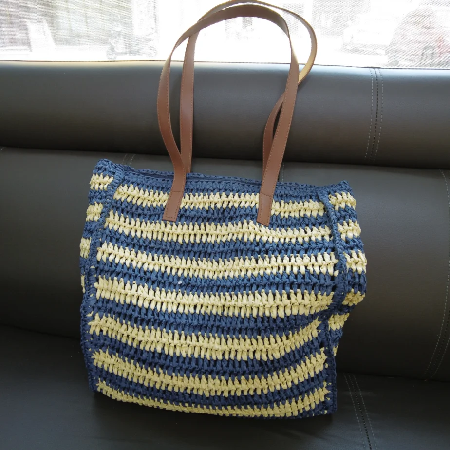 2021 New Design Handmade Weave Colorful Stripe Summer Women Straw Handbags Beach Straw Tote Bag
