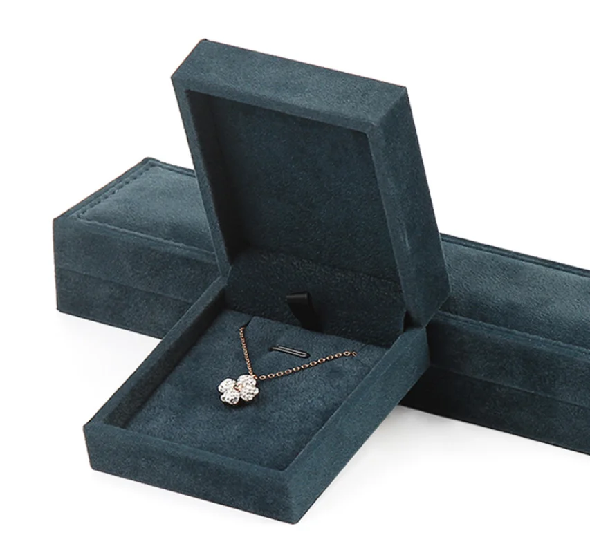 Custom Logo Luxury Flannelette Engagement Ring Necklace Bracelet Gift Jewelry Packaging Box Green Velvet Jewelry Box