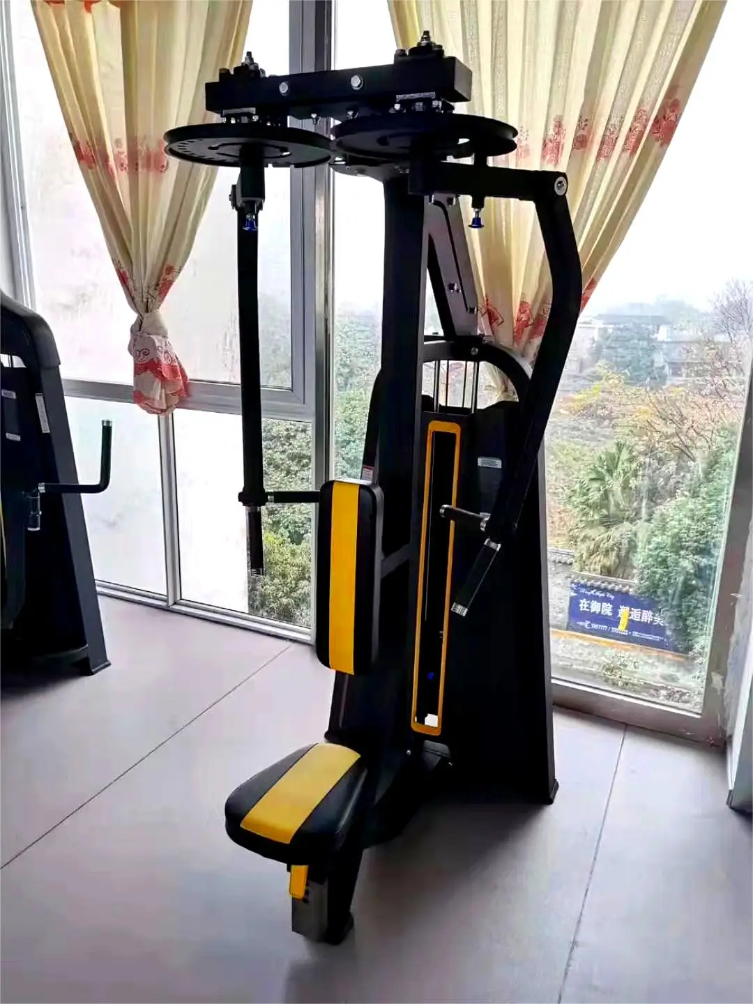 Gym Equipment Chest Pin Load Selection Machines Rear Delt and Pec Fly Machines for Shoulder Training Fitness Equipment