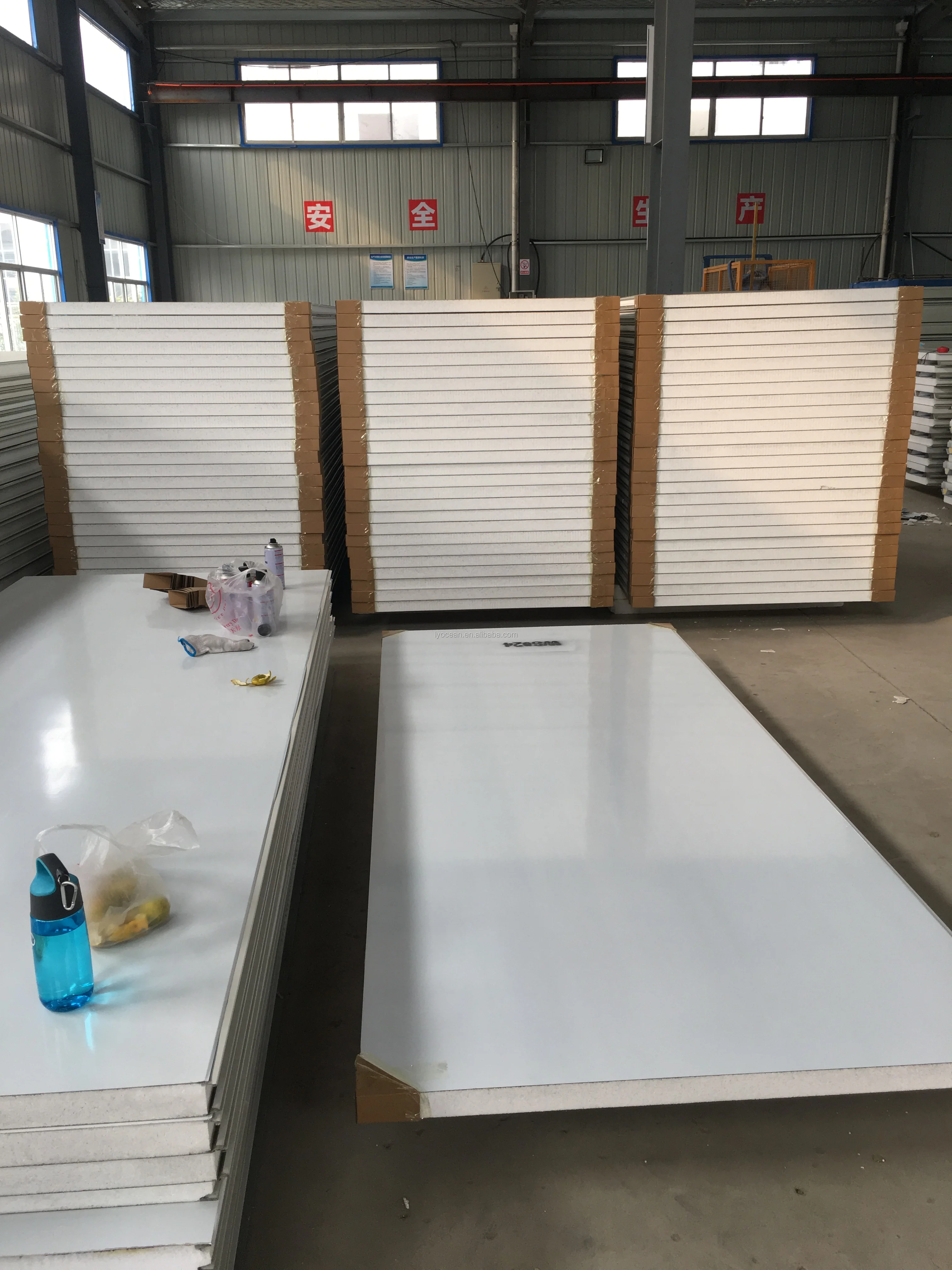 ASTM standard cold house insulated Polyurethane XPS EPS PVC Sandwich Panel