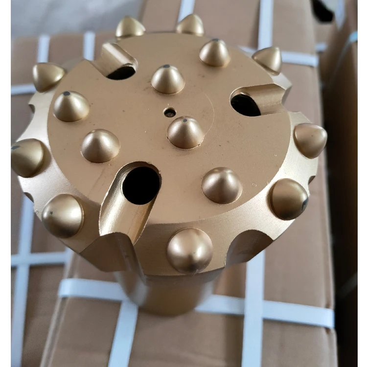 Молоток, якорное сверло, коническое и резьбовое буровое долото