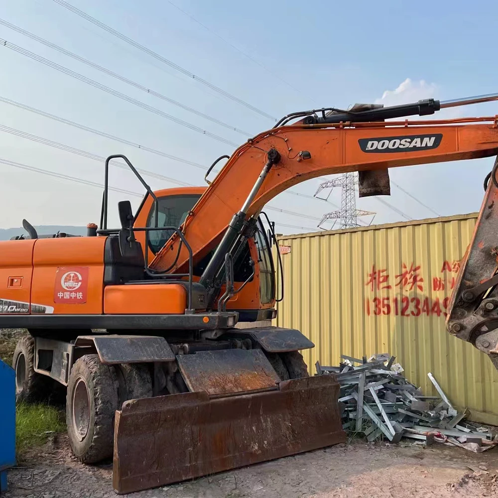 New Arrival Original Machine 21Ton Used Doosan Wheel Excavator DH210W-9 For Sales