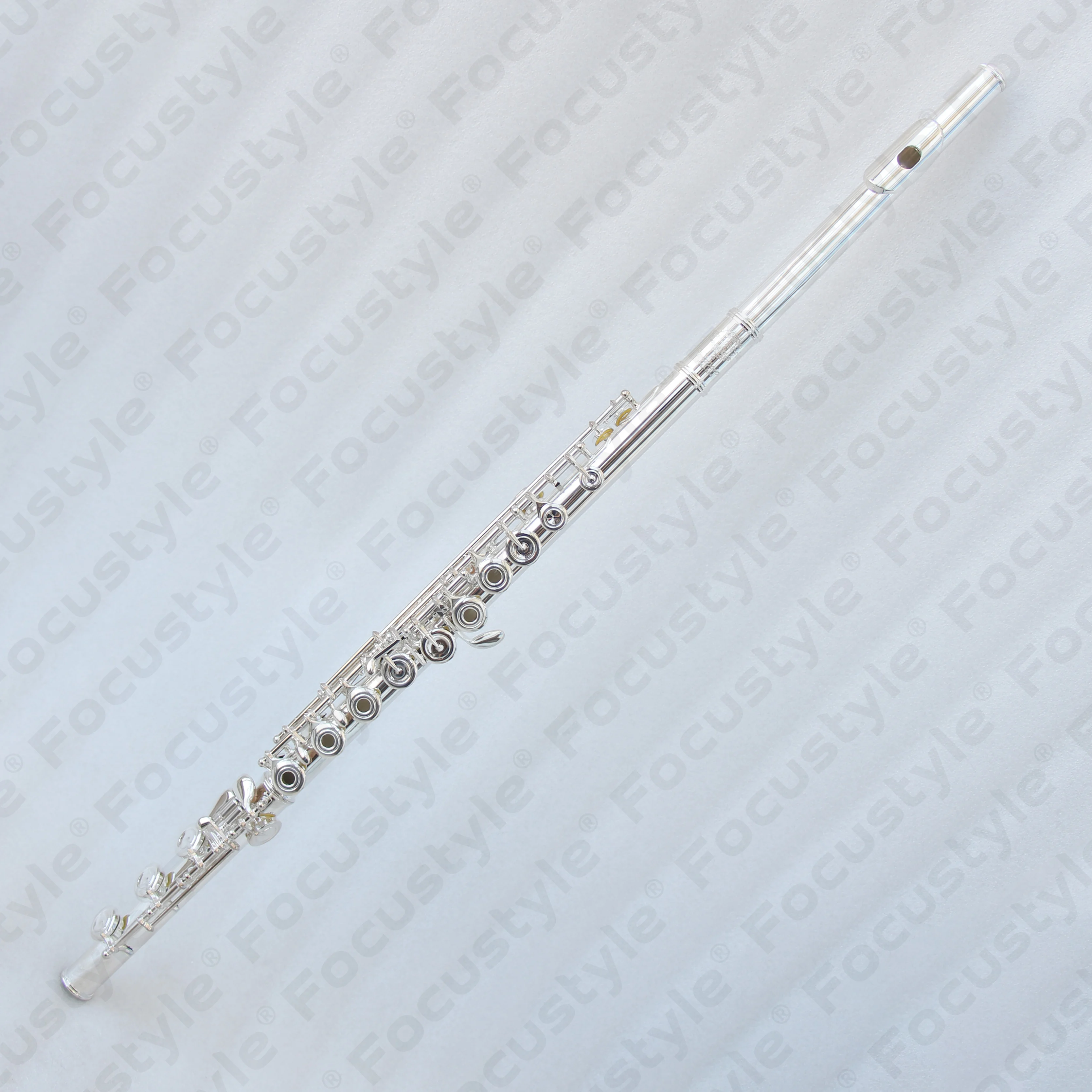 The Cheap FFL-300S Flute Music Instrument C Tone Silver Plated Cupronickel Body 17 Hole Open Hole E Mechanism Flute French Keys