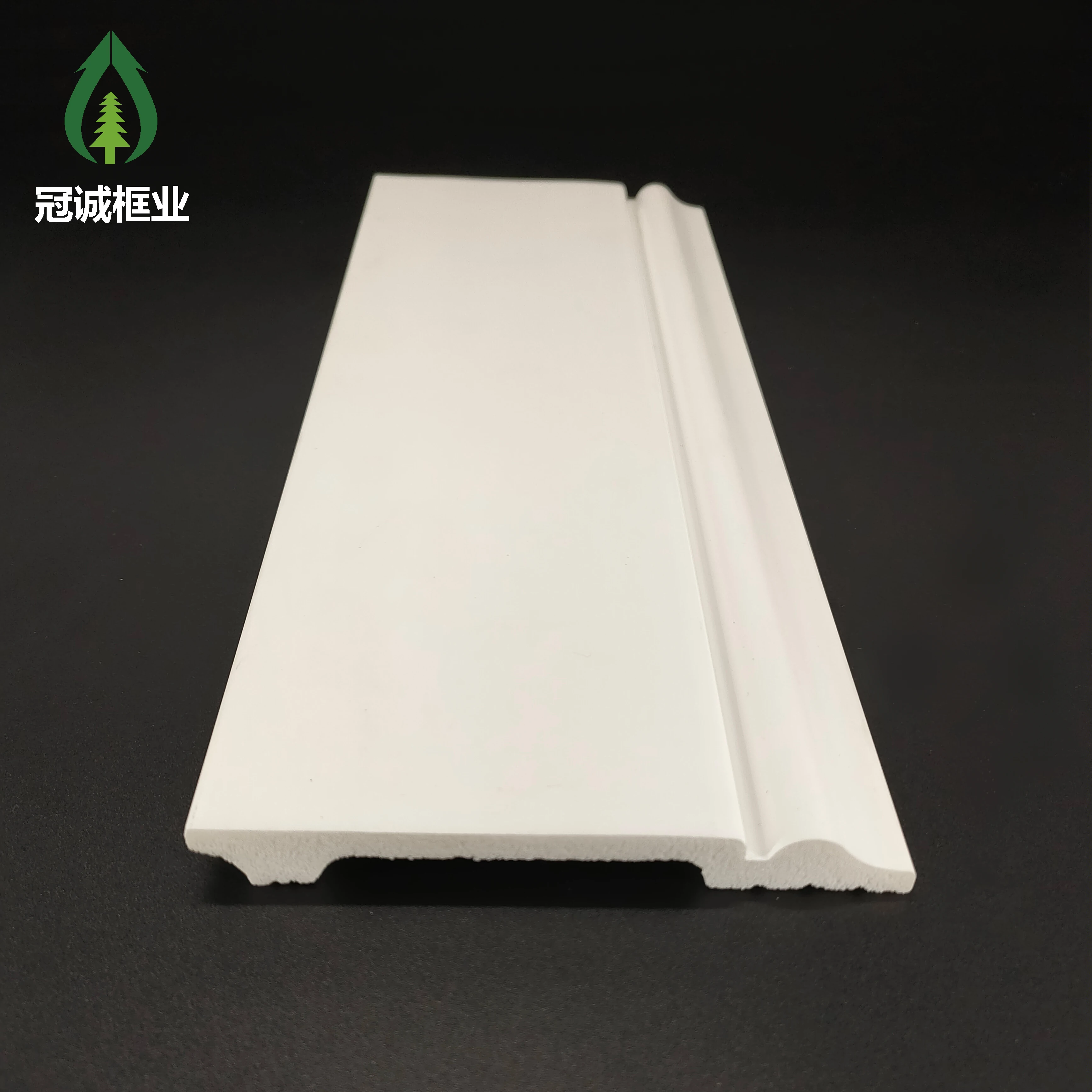 Купить дешевые высокой прочности белые стены пола в стиле вечеринки полистирола ПС основания плинтус из ПВХ