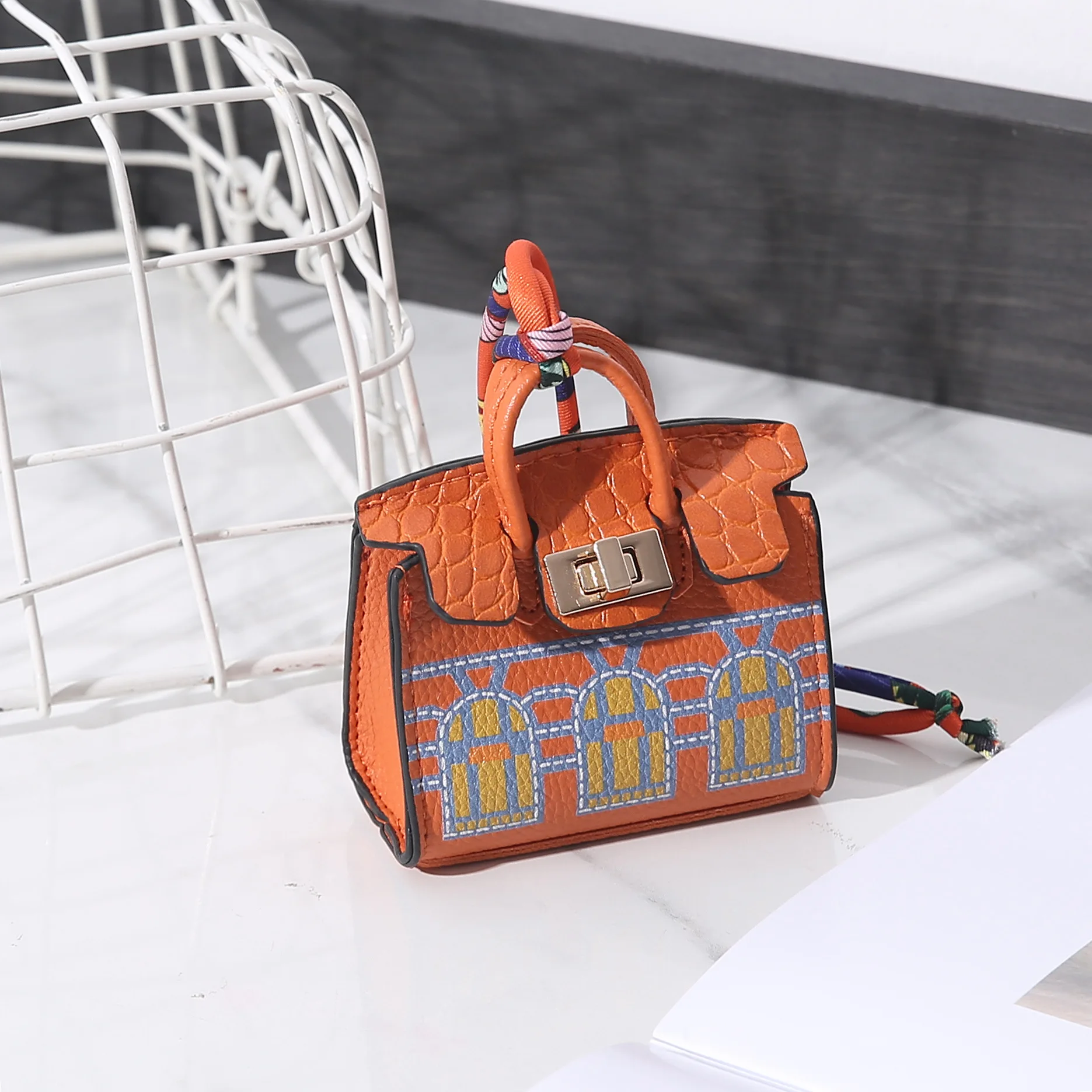 2024 New Style Luxury PU Leather Mini Wallet Bag Car Key chain Gift Designer Coin Purse Bag Pendant Keychains