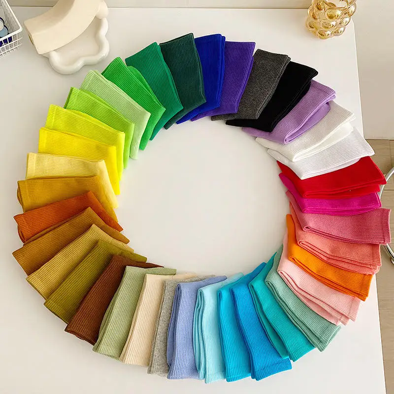 2022 Popular Custom Design Solid Color Multiple Colors Customized Socks with Logo