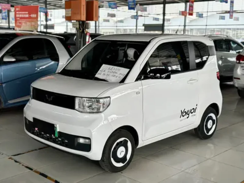 Используемый электрический автомобиль Wuling Hongguang Mini EV Macaron с 4 сиденьями и дальностью действия 170 км подержанные автомобили Недорогой Китайский электромобиль