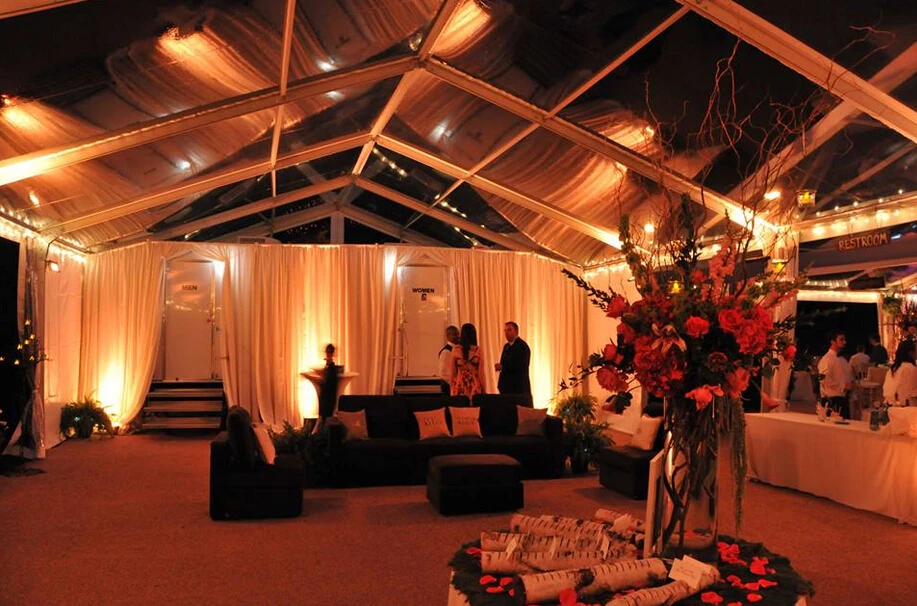 Customized size 10x30 20x30 transparent opblaasbare roof arcum clear top party wedding tent and chairs