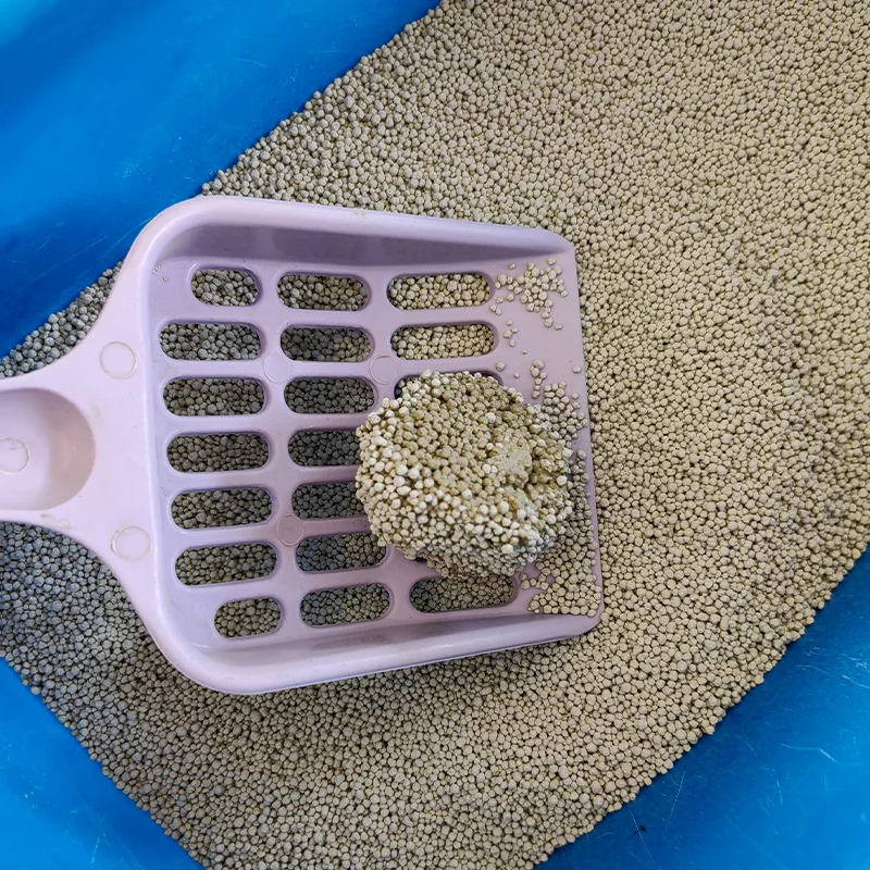 MEIPENG Factory Direct Sales Wholesale Spherical Shape Bentonite Gray Sand Cats 14 Kg