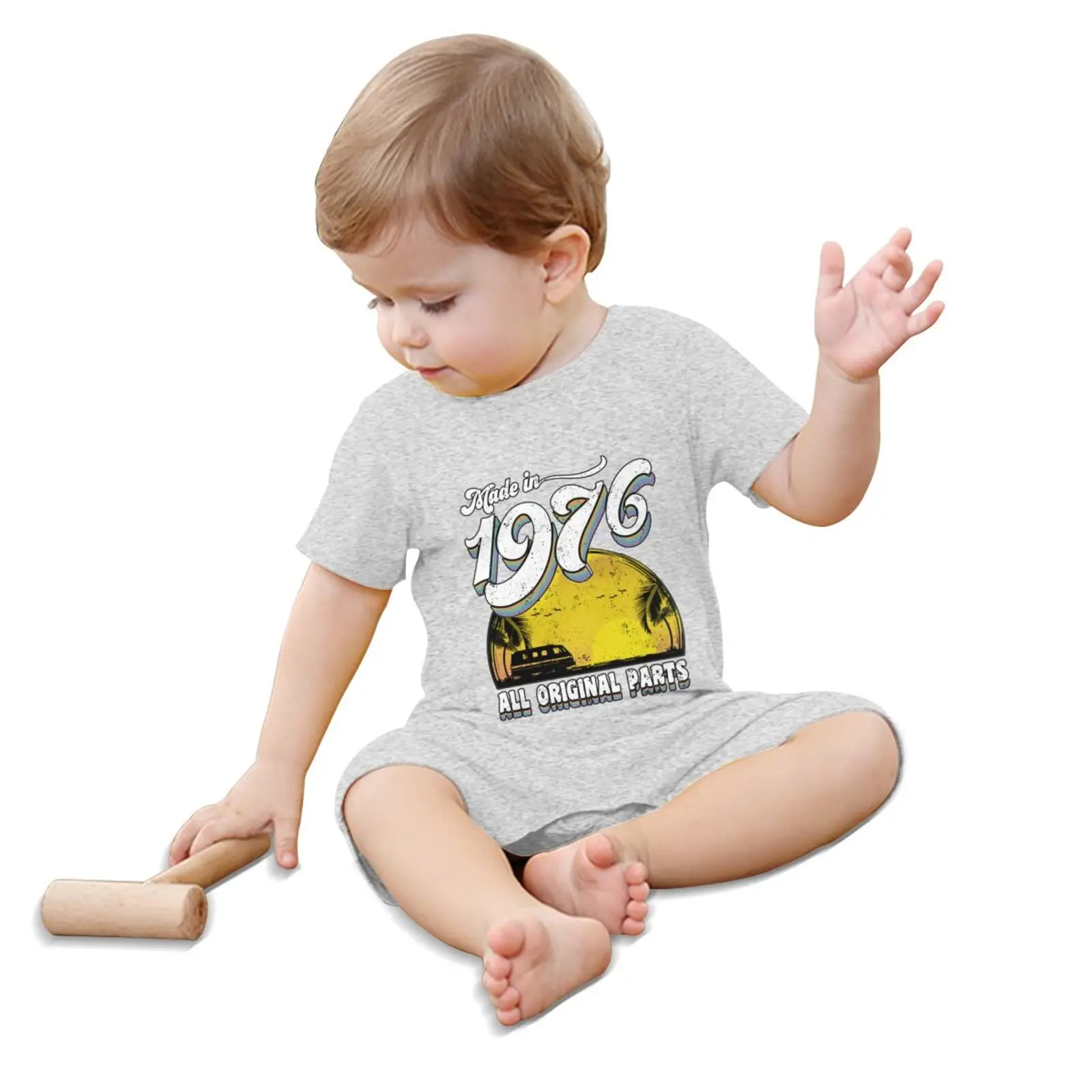 
Baby Clothes Girl Boy Romper Camiseta Vintage Made In 1976 All Original Parts 42th Birthday Cool Classic Retro Friend Special Gi 