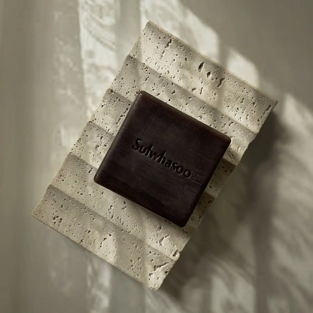 stonekocc Creative Wave Soap Holder Scalloped Marble Stone Travertine Dish Soap Box Storage Wash Basin Bathroom Accessories