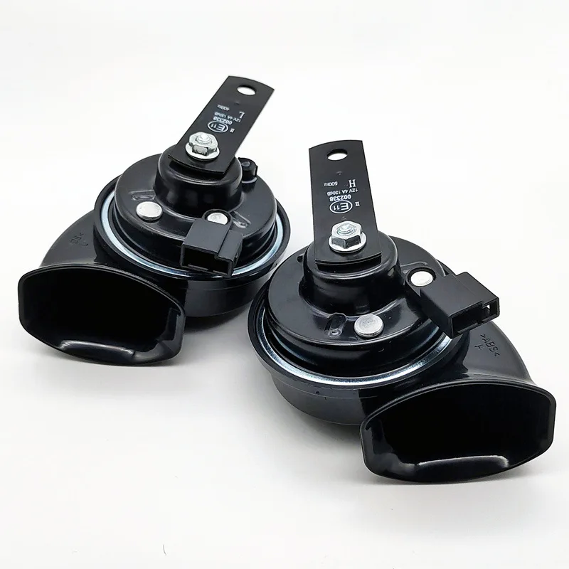 Snail Horn For Toyota Land Cruiser J100 J200 1997-2020 12V 110-125db Loud Waterproof Car Horns 410/510Hz Dual Tone Auto Horns