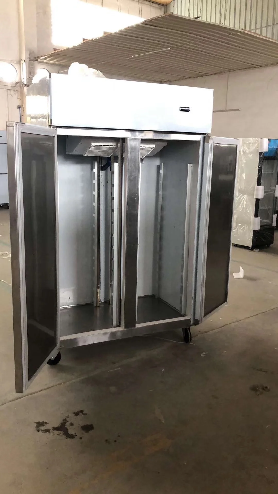 Low Price Restaurant Upright Stainless Steel 6 Door Commercial Refrigerator