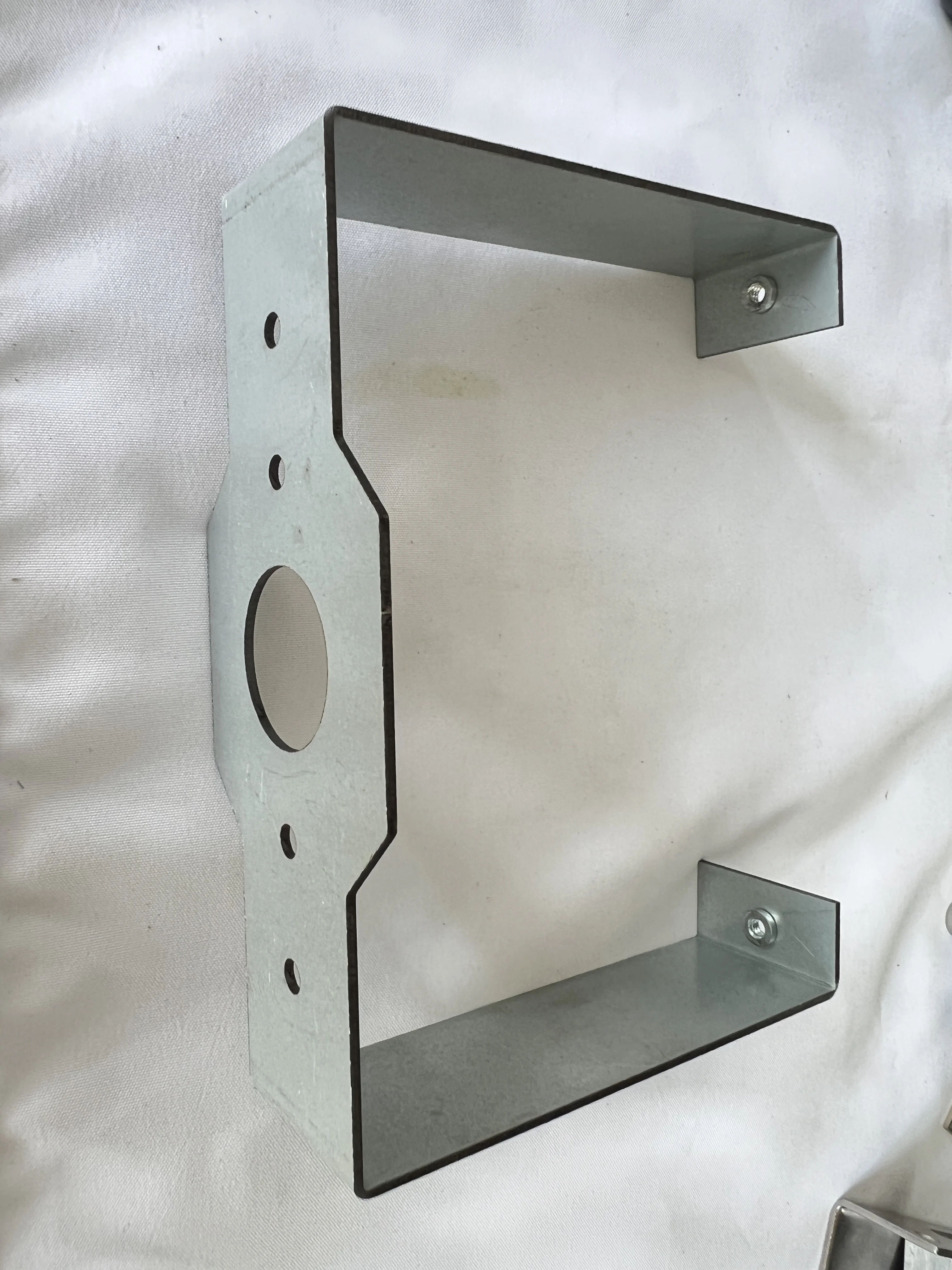 Customized U-Shaped Metal and Wood Wall and Shelf Bracket Adjustable Single Structure Factory Priced