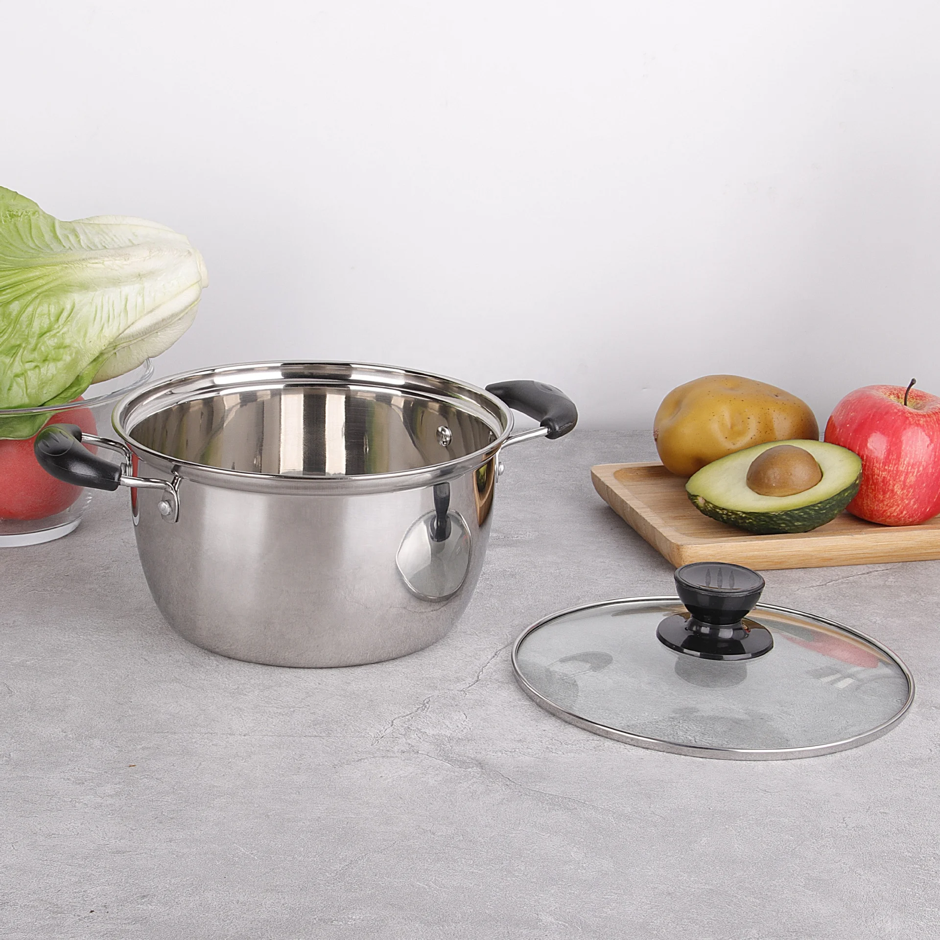 18 CM Wholesale home kitchen cookware stainless steel casserole soup pot with glass lid single bottom