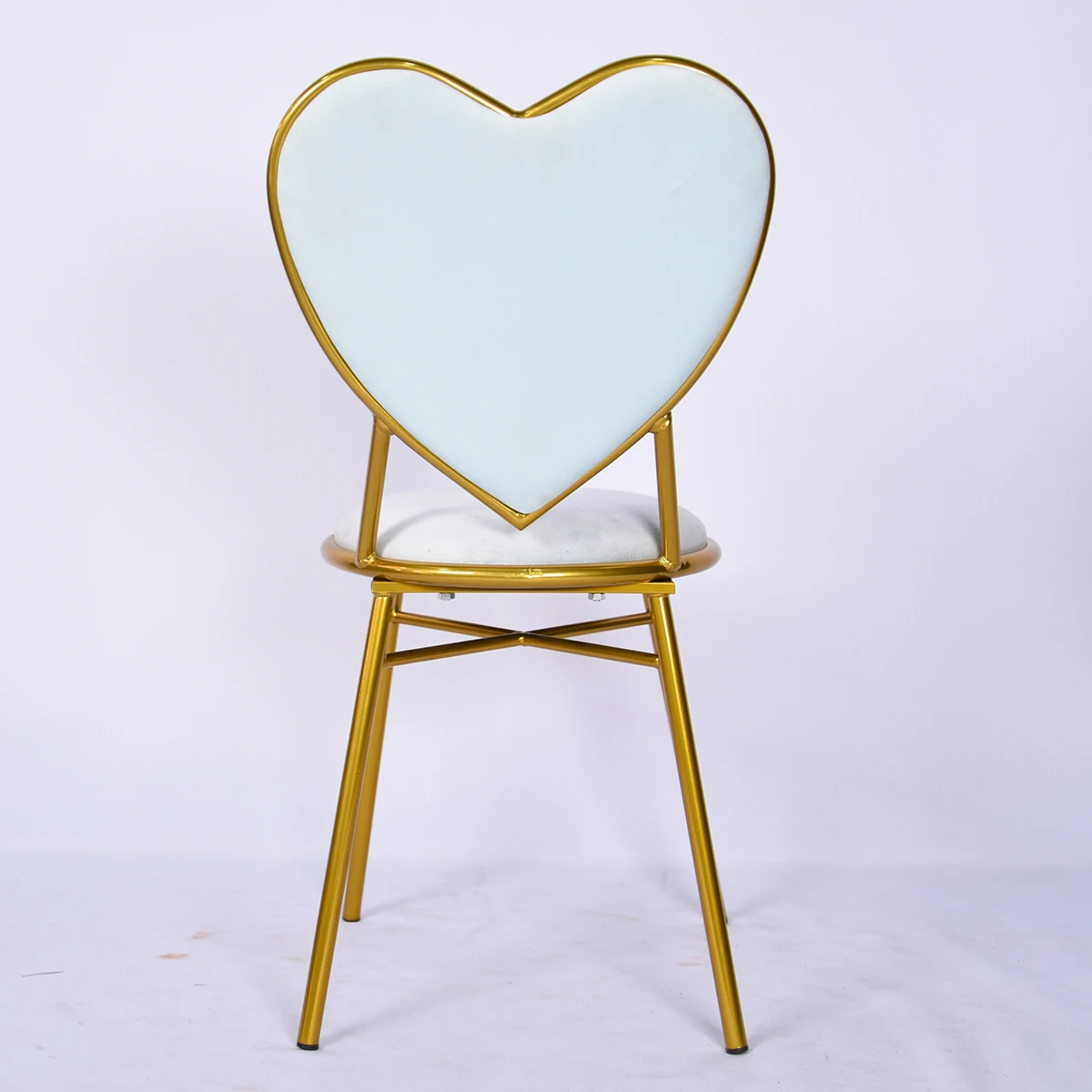 Chinese Wholesaler Modern Heart Shape Design Popular Sale Metal Legs Restaurant Chair Upholstered Fabric Velvet Dining Chair