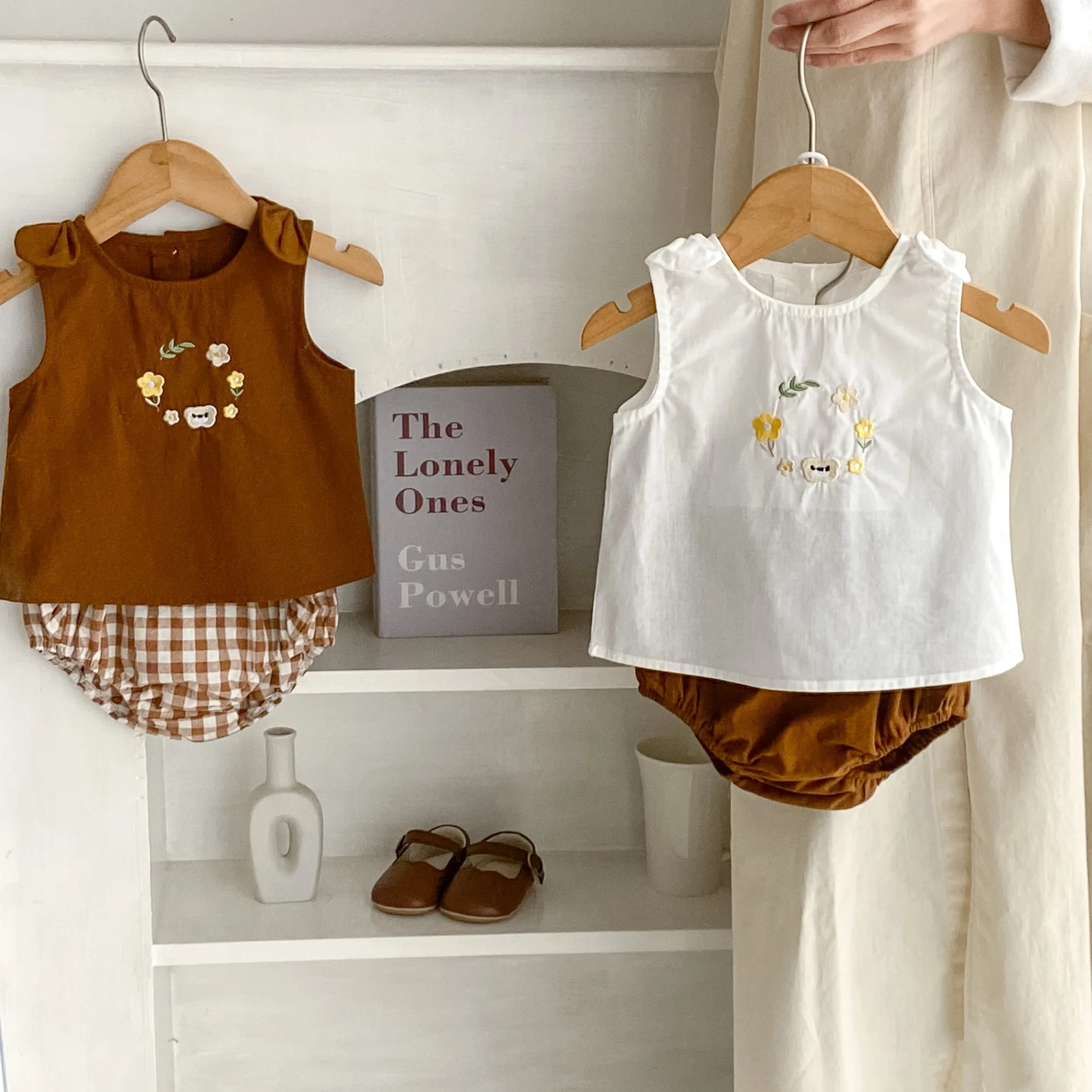 New Summer Baby Girls 2Pcs Set Embroidered With Bow And Padded Shorts Clothing Fresh and Lovely Newborn Baby Clothing Sets