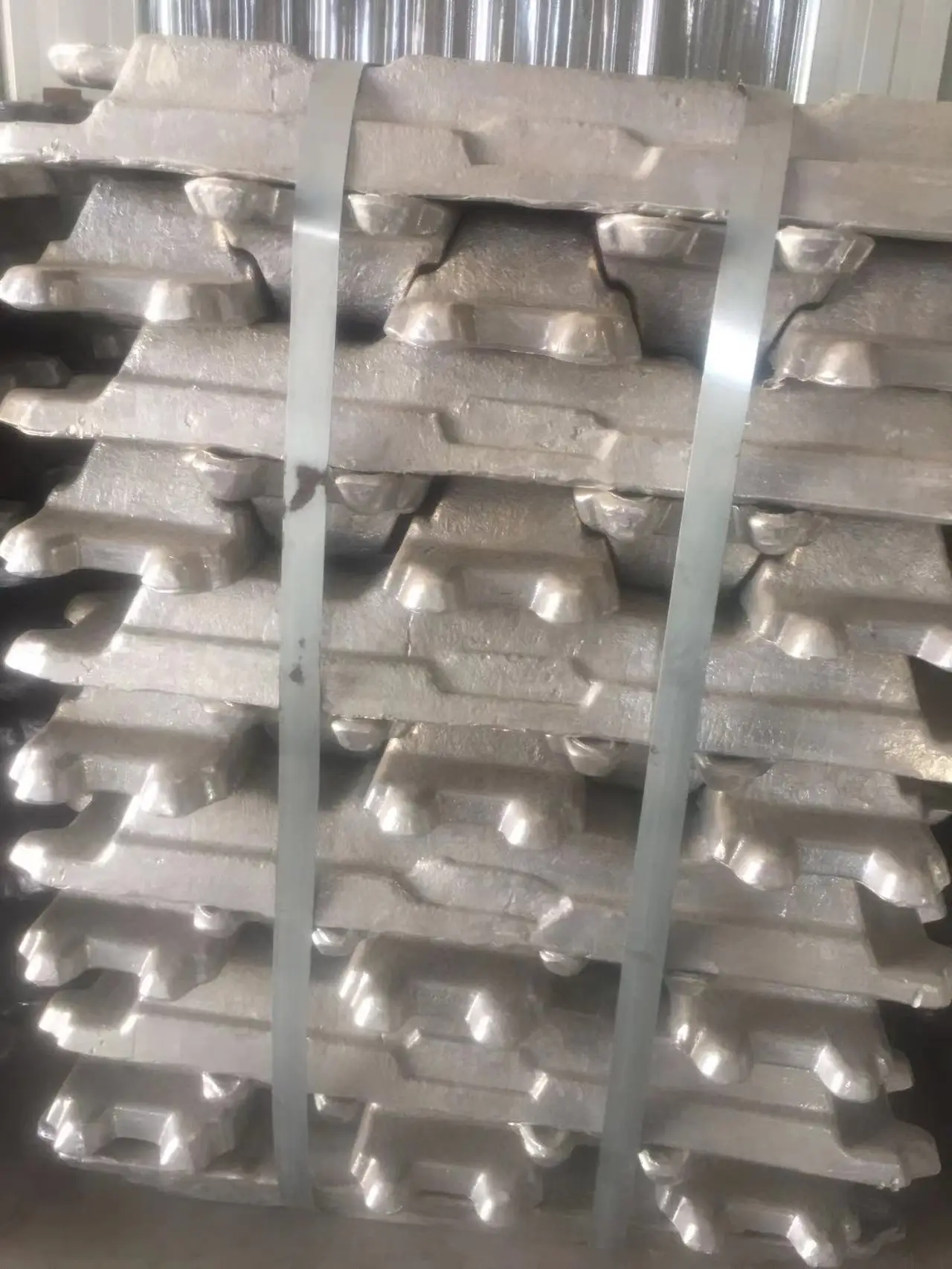 Aluminum Ingots 99.7 Chinese Manufacture Low Price
