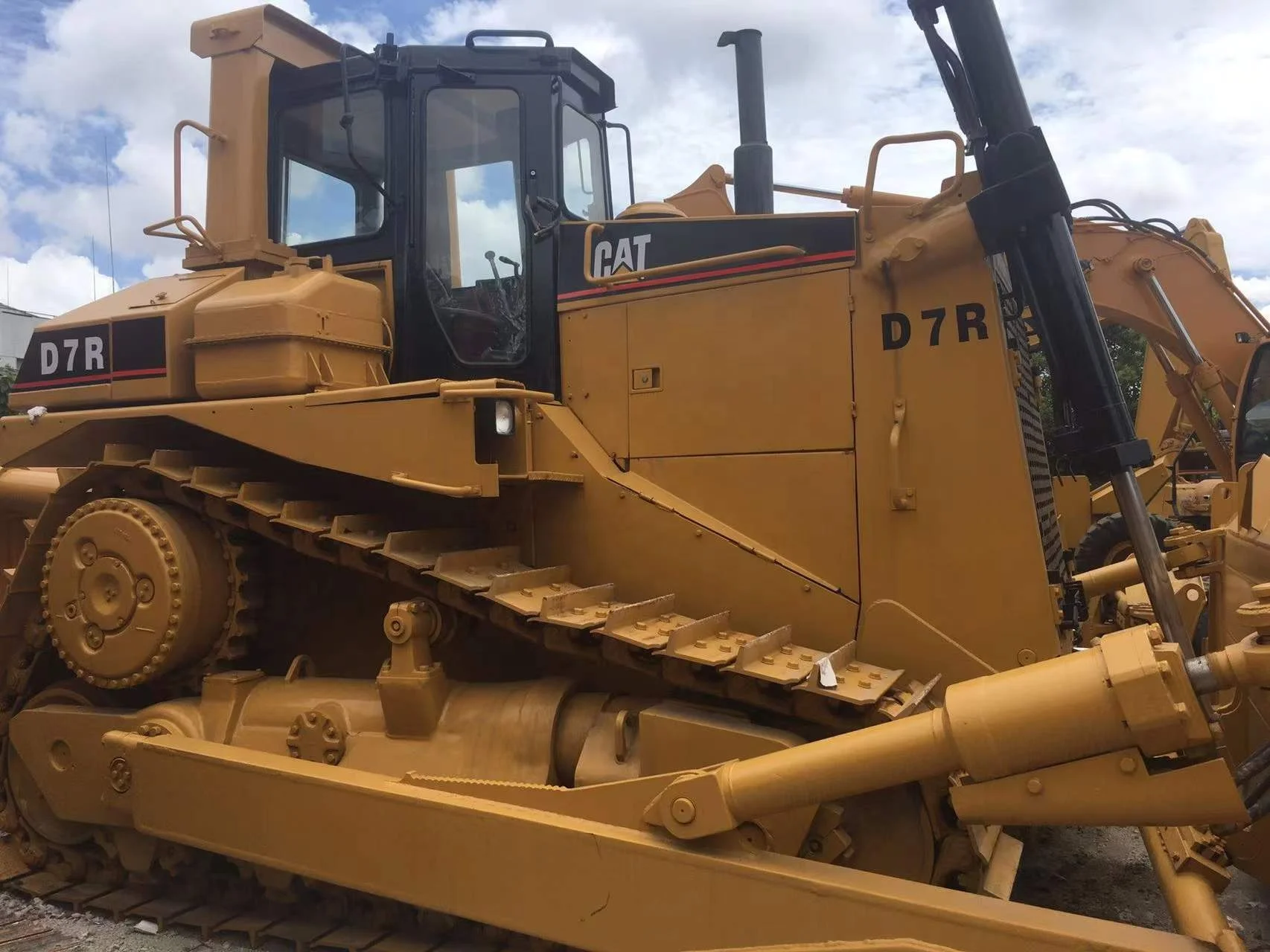 Used Bulldozer Caterpillar D8R/Dozer Cat Good quality Used USA CAT Bulldozer D6 D7 D7R D7G D8r D8H Low Price For sale