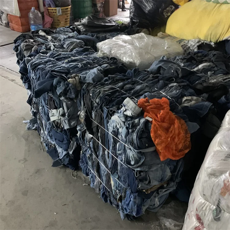 Thrift shop supplier thrift clothes used rejected branded clothes second hand denim jeans rejected clothes