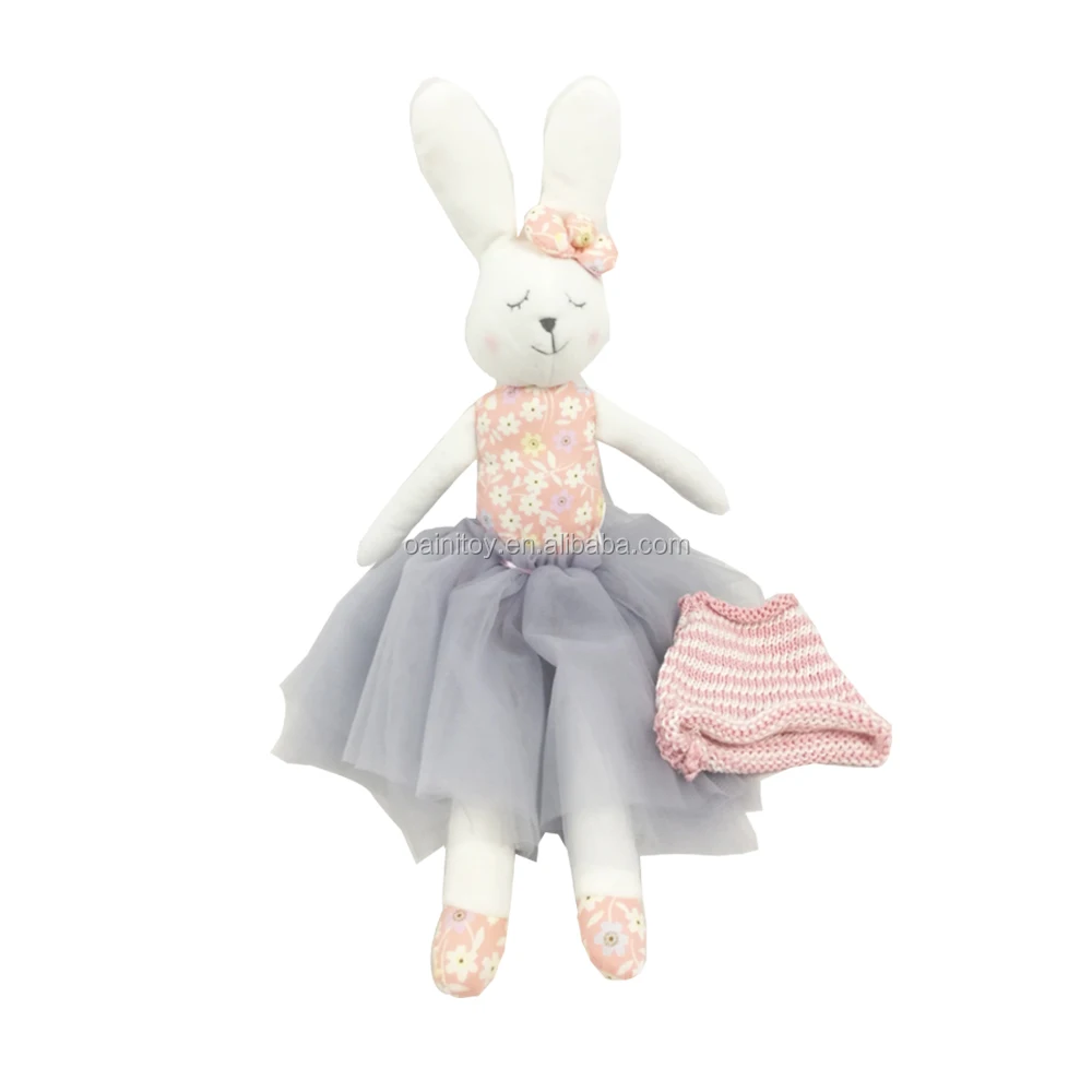OAINI 2020 ODM OEM Fashion Wholesale Design Lovely Rabbit Popular Dressed up Stuffed Toys EN71 Handmade Soft Bunny Animal Toys