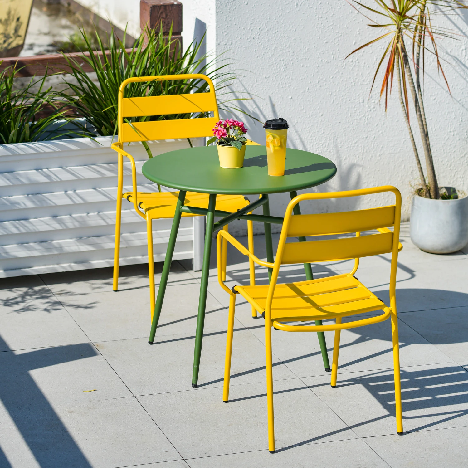 Yellow Green Outdoor Dining chair table set metal  Colorful Garden  Park furniture Modern Luxury Commercial coffee restaurant