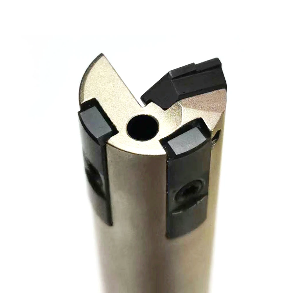 Blind hole deep hole drilling indexable gun drill  diameter 25 mm length 1000mm  high feeding rate  indexable gundrilling tool