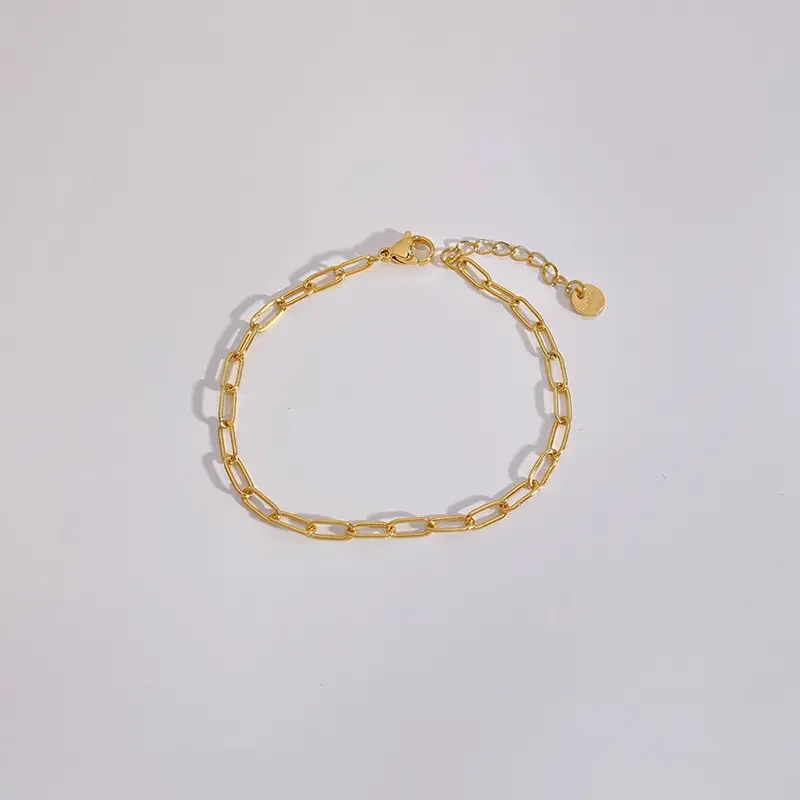 Wholesale pulsera de acero inoxidable PVD 18K Gold Plated Dainty Twist Figaro Snake Paper Clip Chain Bracelets For Women