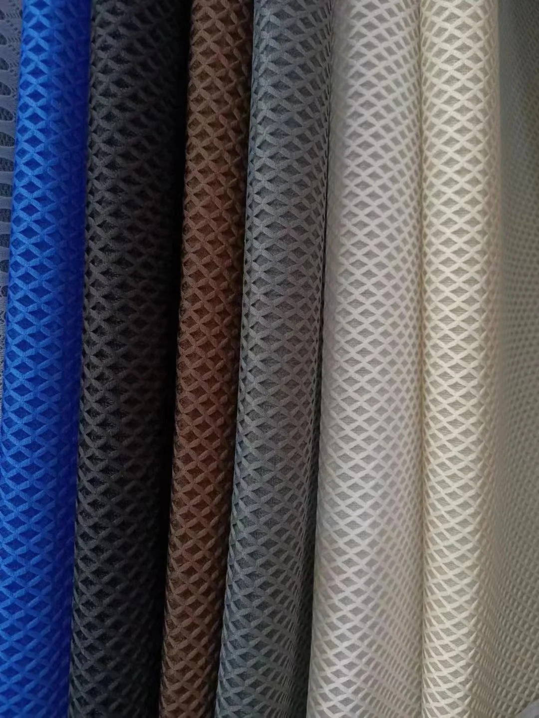 A large number of export 3-4 mm thickness luggage footwear clothing mesh fabric