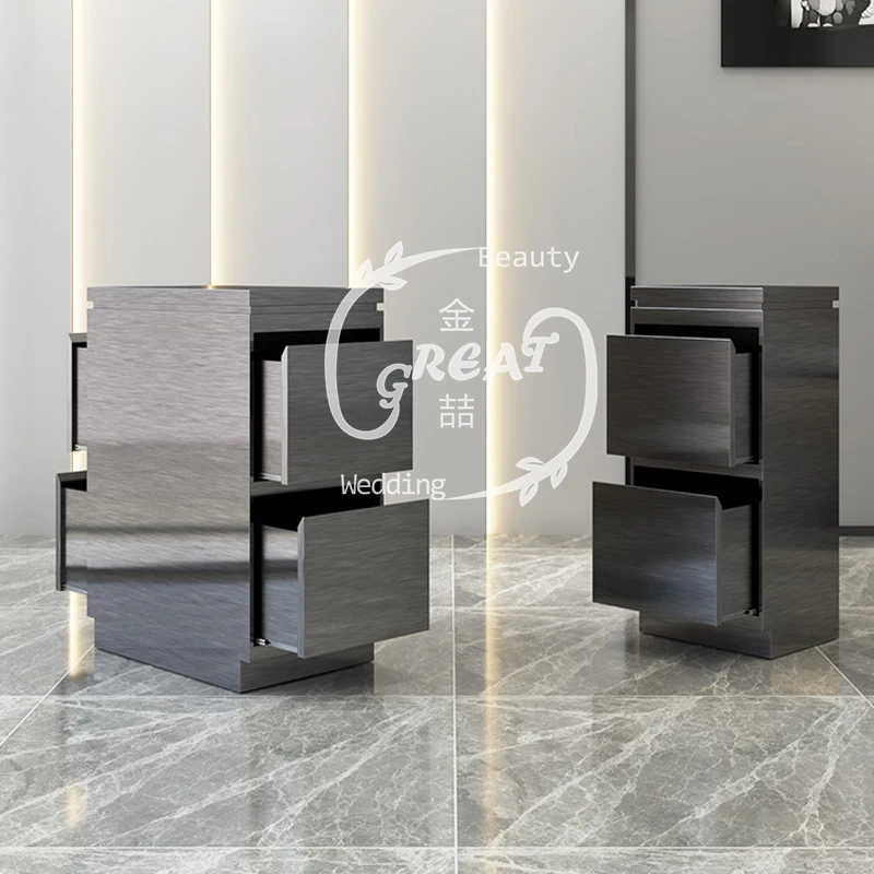 Foshan большой завод мебели высокое качество современный золотой косметический готовый стальной шкаф для Салона