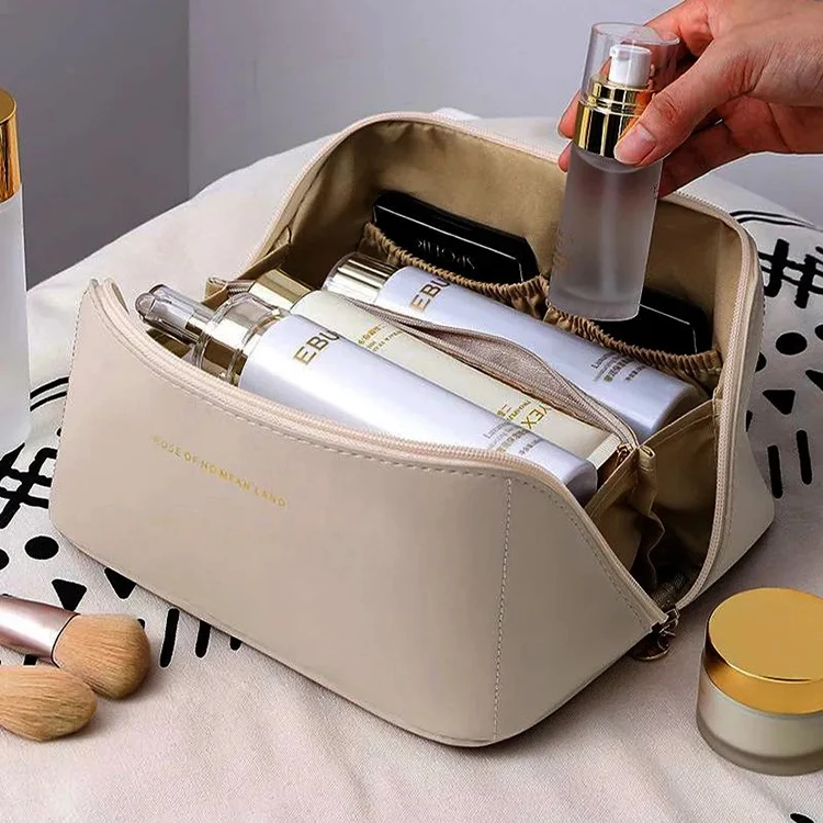 Custom logo cosmetic bag pouch makeup travel organizer leather toiletry bag