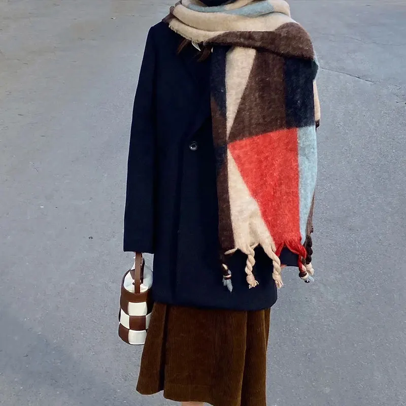 2023 New Winter Warm Blanket Scarves Colorful Geometry Mohair Thick Scarf Wrap Ladies Big Tassel Wool Cashmere Neck Scarf Shawls