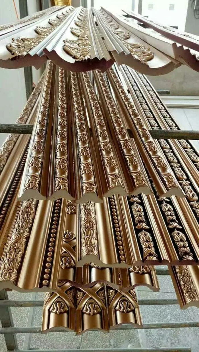 
High Quality Polyurethane Foam Wholesale Crown Molding for Exterior 