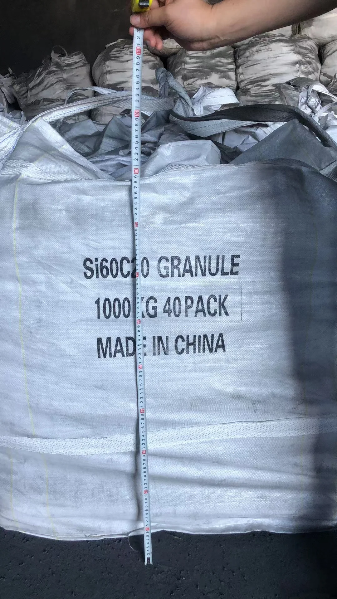 Silicon carbide manufacturers SIC98.5 content black silicon carbide segment sand 0-1mm good thermal conductivity