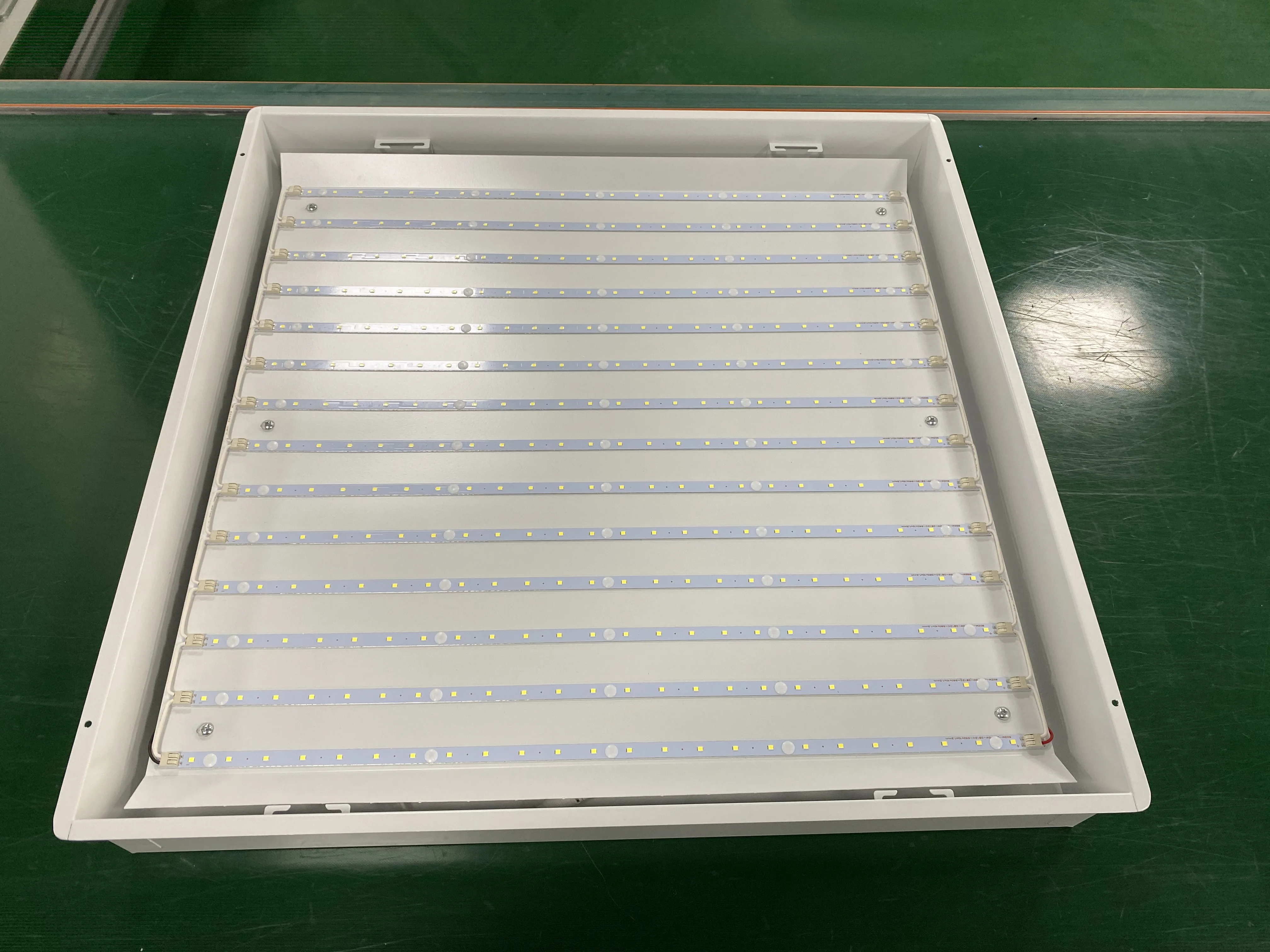 
ceiling flush mounted recessed IP65 waterproof Flat 42w 2X2 Back Lit Cleanroom 600X600 Smd 60X60 Led Panel 